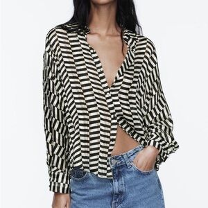 NWT zara flowy printed blouse